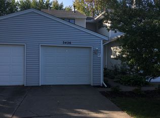 3426 Cedarview Ct, Bettendorf, IA 52722