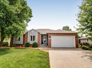 1717 Kingwood Dr, Manhattan, KS 66502