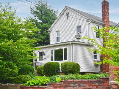 20 Cypress Ave, Port Washington, NY, 11050