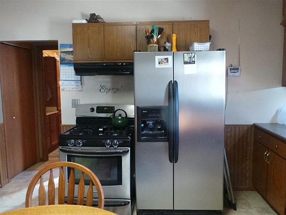 5th image of 502 W Radichel St
