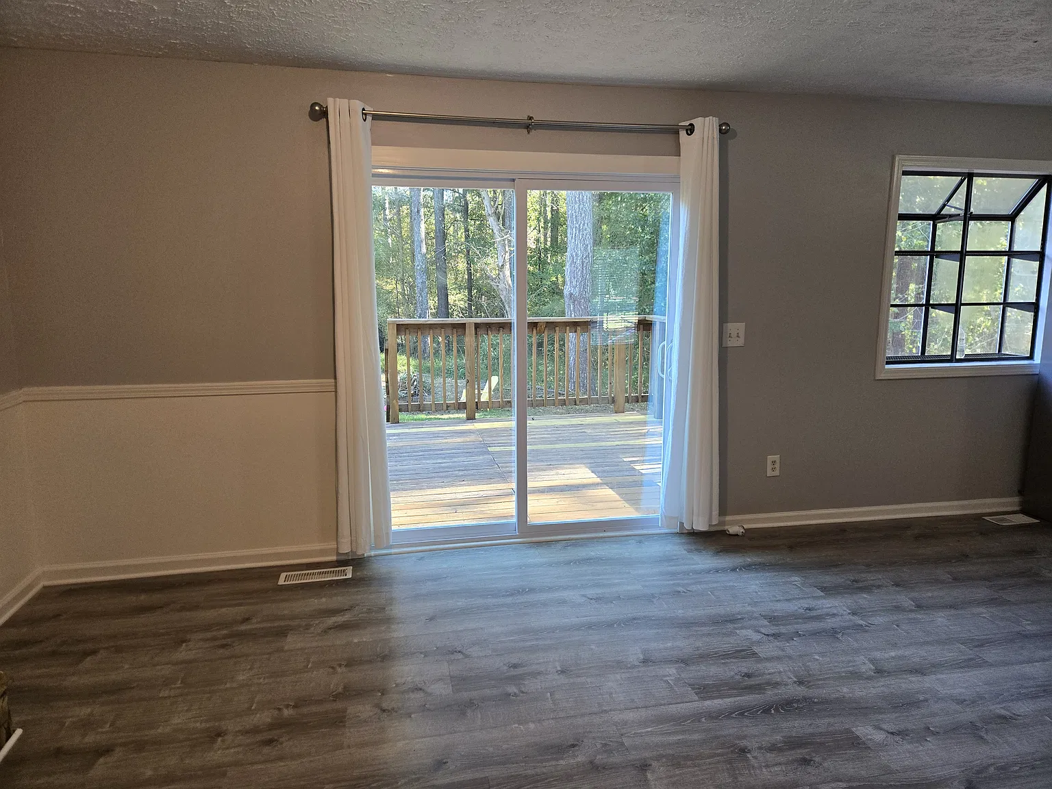 3 bed, $1,995 — Photo 4