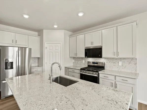 17527 E 89th Way, Commerce City, CO 80022