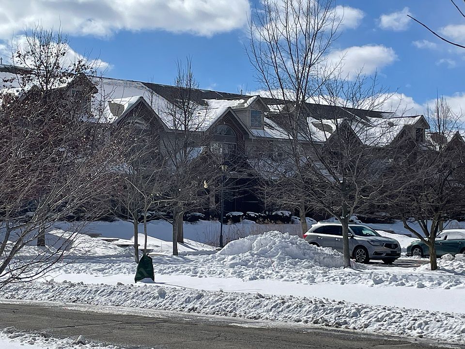 1st image of 2942 Signature Blvd