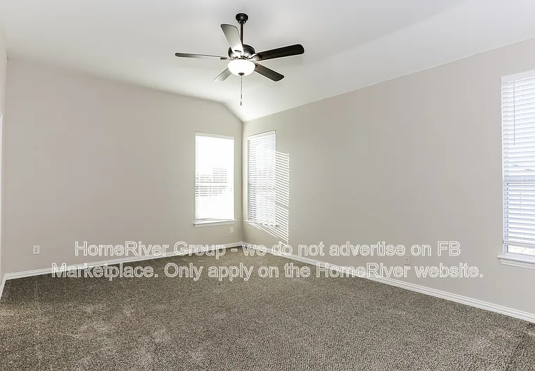 705 Champlain Ct — Photo 8