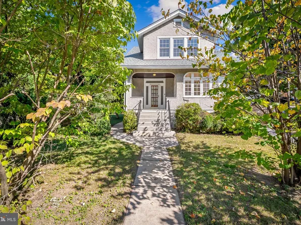 3504 Parkside Dr, Baltimore, MD 21214