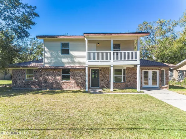 3801 Canal St, Moss Point, MS 39563