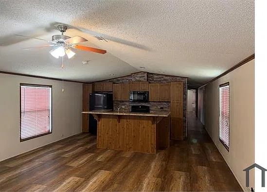 3 bed, 1500 sqft, $1,400 — Photo 2