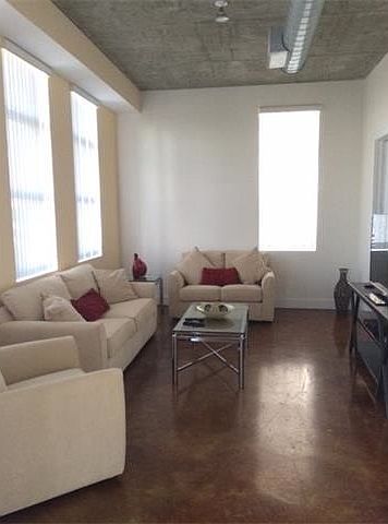 1st image of 1789 NE Miami Gardens Dr APT 404