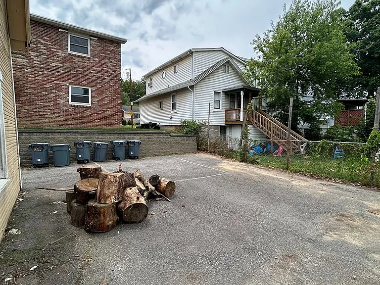 930 Ridge Ave — Photo 115