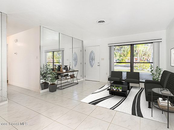 3rd image of 19 Knollwood Dr