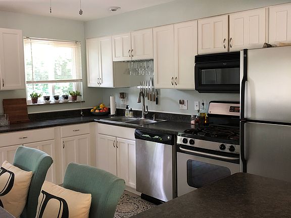 Stainless steel appliances 