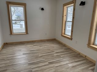 103 New St #1, Albany, VT 05820