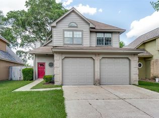 4442 Hidden Trace Ct, Houston, TX 77066
