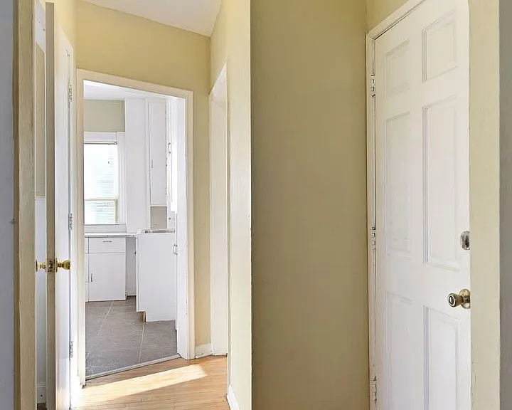 2241 Pierce St NE — Photo 2