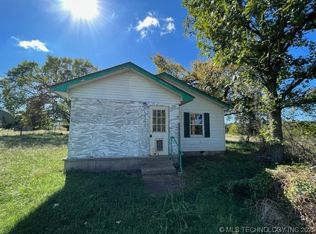 24677 Latham Rd, Shady Point, OK 74956