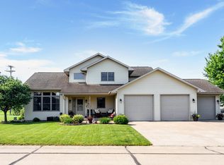631 W Saint Josephs St, Preston, IA 52069