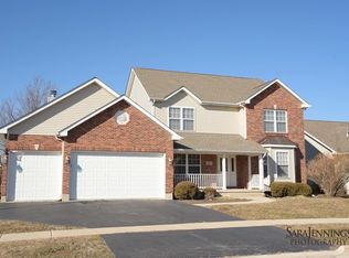 603 Nathan Lattin Ln, Sycamore, IL 60178