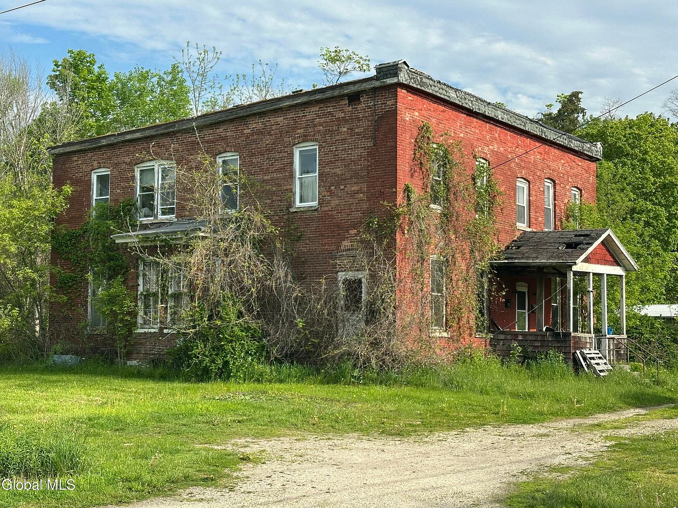 1st image of 33 River Road