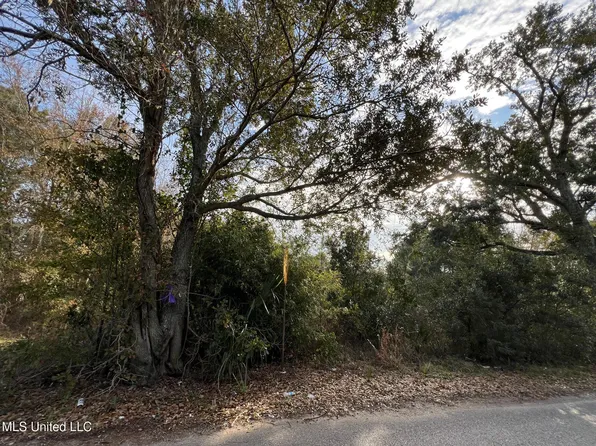 Cedar Ave Lot 10, Pass Christian, MS 39571