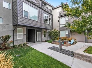 7782 S Rooftop Dr, Midvale, UT 84047