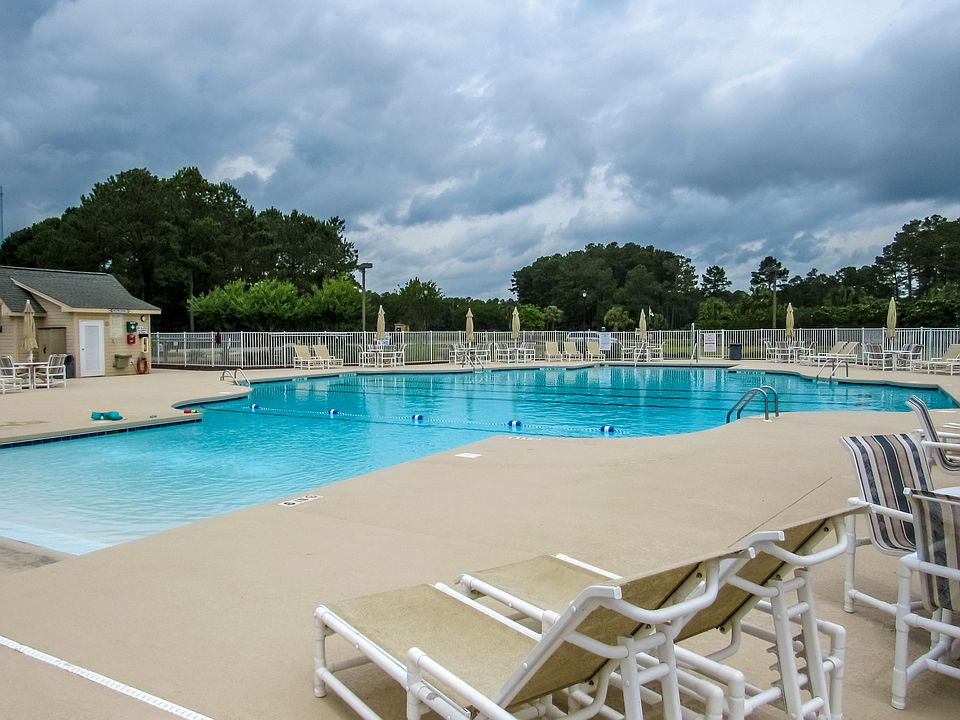 Relax by the pool!