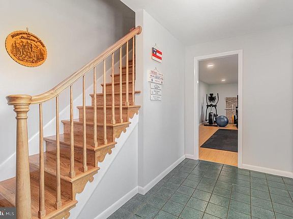 5th image of 81 Moongale Dr