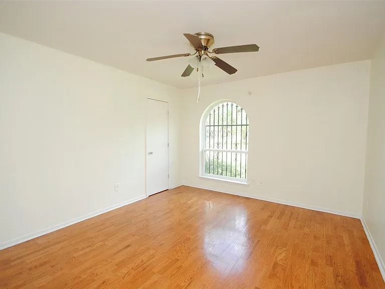 11511 Creekhurst Dr — Photo 29