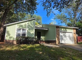 3003 Thornhill Rd, Fayetteville, NC 28306