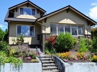 816 N 47th St #A, Seattle, WA 98103