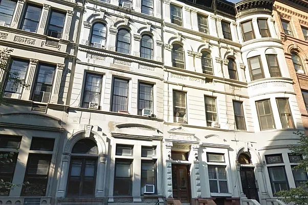 Rented by BLU Real Estate | media 9