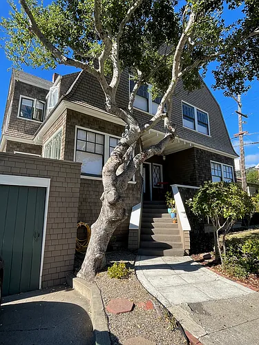 2631 Derby St Photo 1
