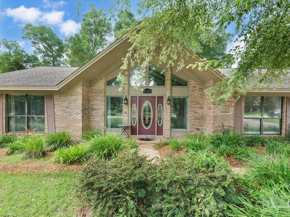 1161 Tamara Dr, Pensacola, FL 32504