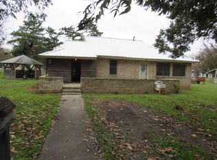 304 S Miller St, Rising Star, TX 76471