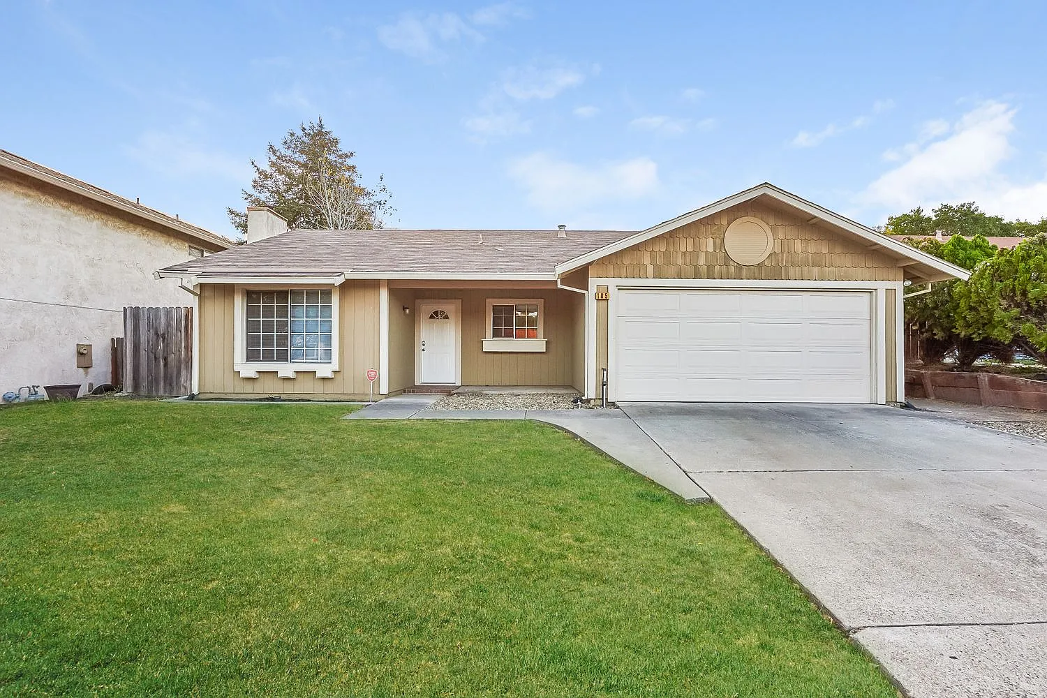 105 Shellie Ct photo 1