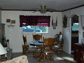 Spacious bright dining
