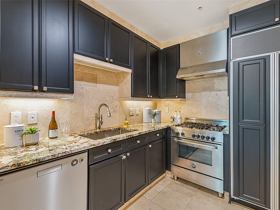 5th image of 3401 Lee Pkwy APT 104