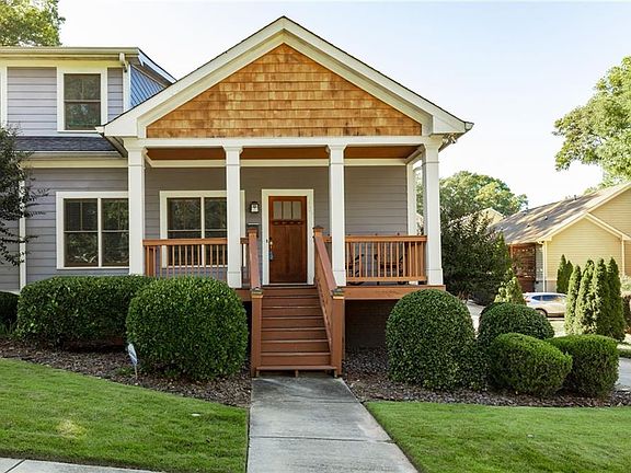 2nd image of 723 Frasier Cir
