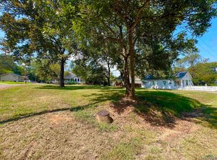 503 E Baker St, Jefferson, TX 75657