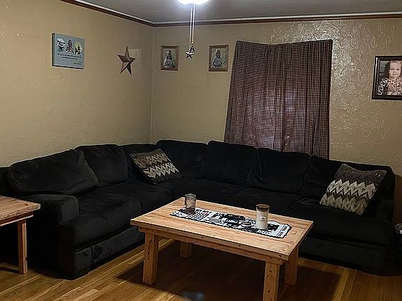 5th image of 306 Summerlee Ave