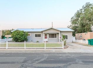 3303 Colgate Ave, Farmington, NM 87402