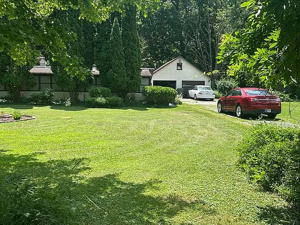 1720 Hale Ave, Chesterton, IN 46304