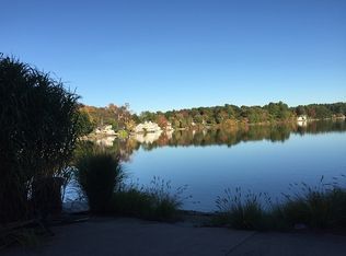 12 Lake Shore Ave, Derry, NH 03038