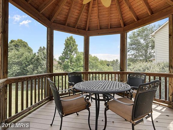 Gazebo has ceiling fan w/light