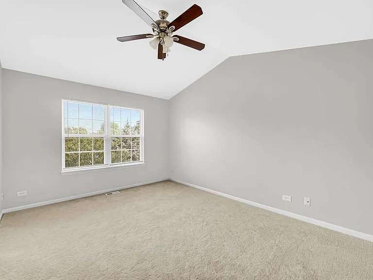 Genesee Dr — Photo 19