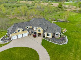 17 Old Stable Way, Honeoye falls, NY 14472