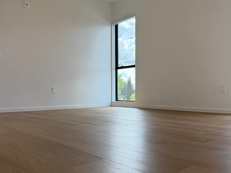 5119 Colfax Ave #303 — Photo 22