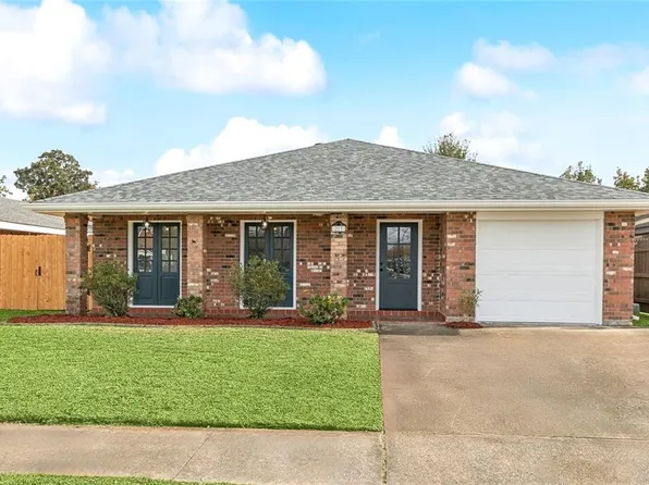 213 Lassalle Dr, River Ridge, LA 70123
