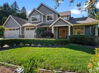 904 7th Court, Fox Island, WA 98333