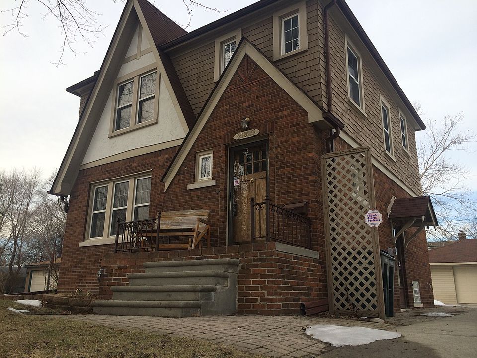 21829 Grand Lake St, Saint Clair Shores, MI 48080 Zillow