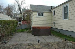 5th image of 1405 Sherwood Ave